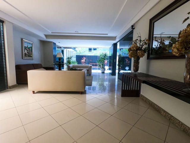 Apartamento 4 quartos e 1 banheiro, à venda, no bairro Cabo Branco em João Pessoa