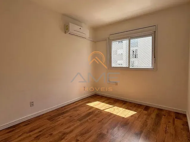 Apartamento 2 quartos e 1 banheiro, à venda, no bairro São Gonçalo em Pelotas