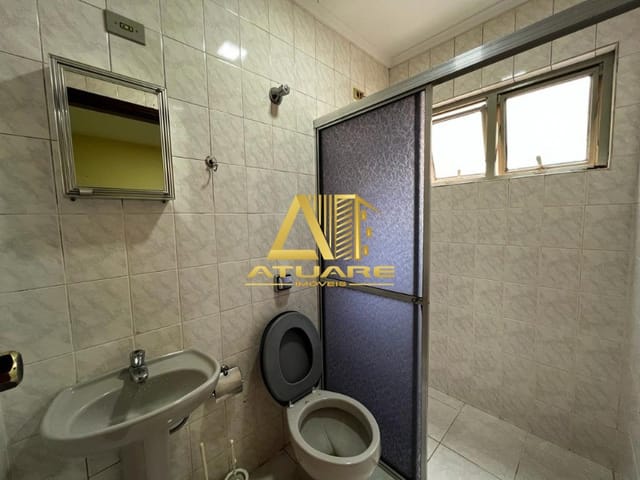 Apartamento com 124m² 3 quartos e 1 banheiro, para alugar, no bairro Saúde em Pouso Alegre
