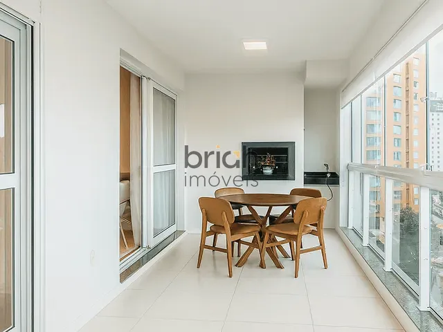 Apartamento 3 quartos e 3 banheiros, à venda, no bairro Centro em São Leopoldo