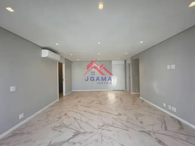 Apartamento 3 quartos e 3 banheiros, à venda ou para alugar, no bairro Moema em São Paulo
