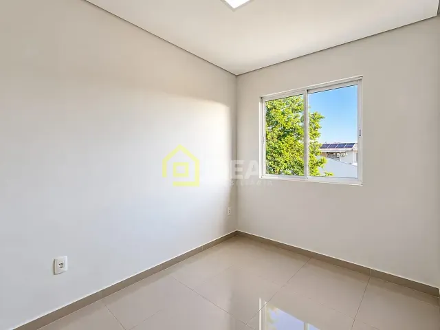 Apartamento 2 quartos e 2 banheiros, para alugar, no bairro Centro em Concórdia