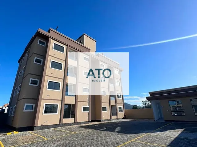 Apartamento 2 quartos e 2 banheiros, à venda, no bairro areias em Tijucas