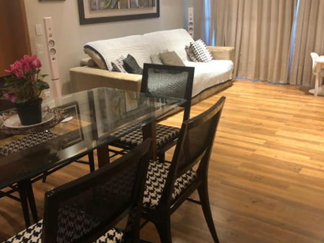 Apartamento 4 quartos e 5 banheiros, para alugar, no bairro Jardim Aclimação em Avenida Vereador Juliano da Costa Marques