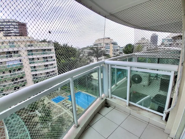 Apartamento 1 quarto e 1 banheiro, para alugar, no bairro Barra da Tijuca em Rio de Janeiro