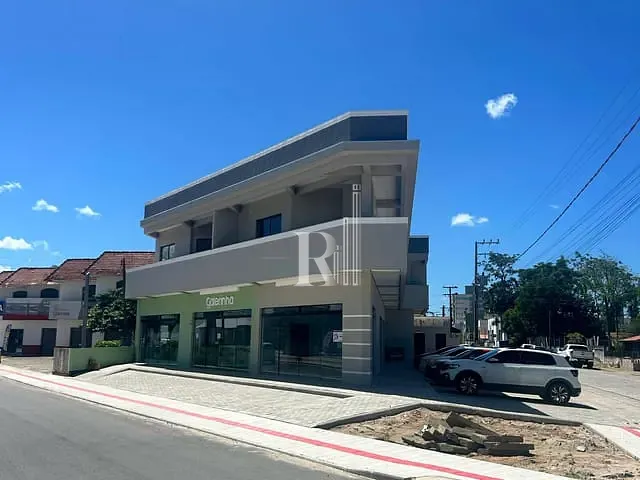 Apartamento 2 quartos e 2 banheiros, para alugar, no bairro Universitário em Tijucas