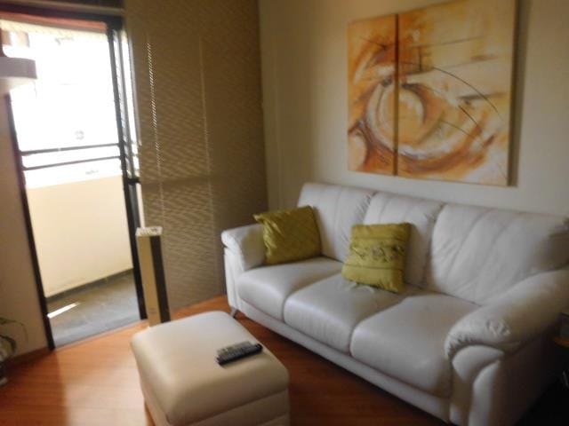 Apartamento com 63m² 2 quartos e 1 banheiro, à venda, no bairro Vila Monumento em São Paulo