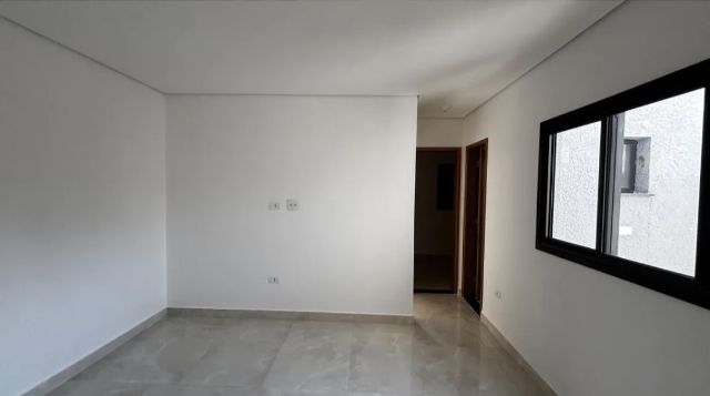 Apartamento 2 quartos e 1 banheiro, à venda, no bairro Vila Assunção em Santo André