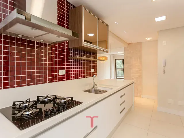 Apartamento com 150m² 3 quartos e 2 banheiros, para alugar, no bairro Ecoville em Curitiba