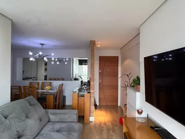 Apartamento 3 quartos e 2 banheiros, à venda, no bairro Aclimação em São Paulo