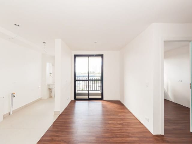 Apartamento 2 quartos e 1 banheiro, para alugar, no bairro Ecoville em Curitiba