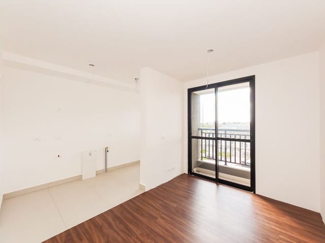 Apartamento 2 quartos e 1 banheiro, para alugar, no bairro Ecoville em Curitiba