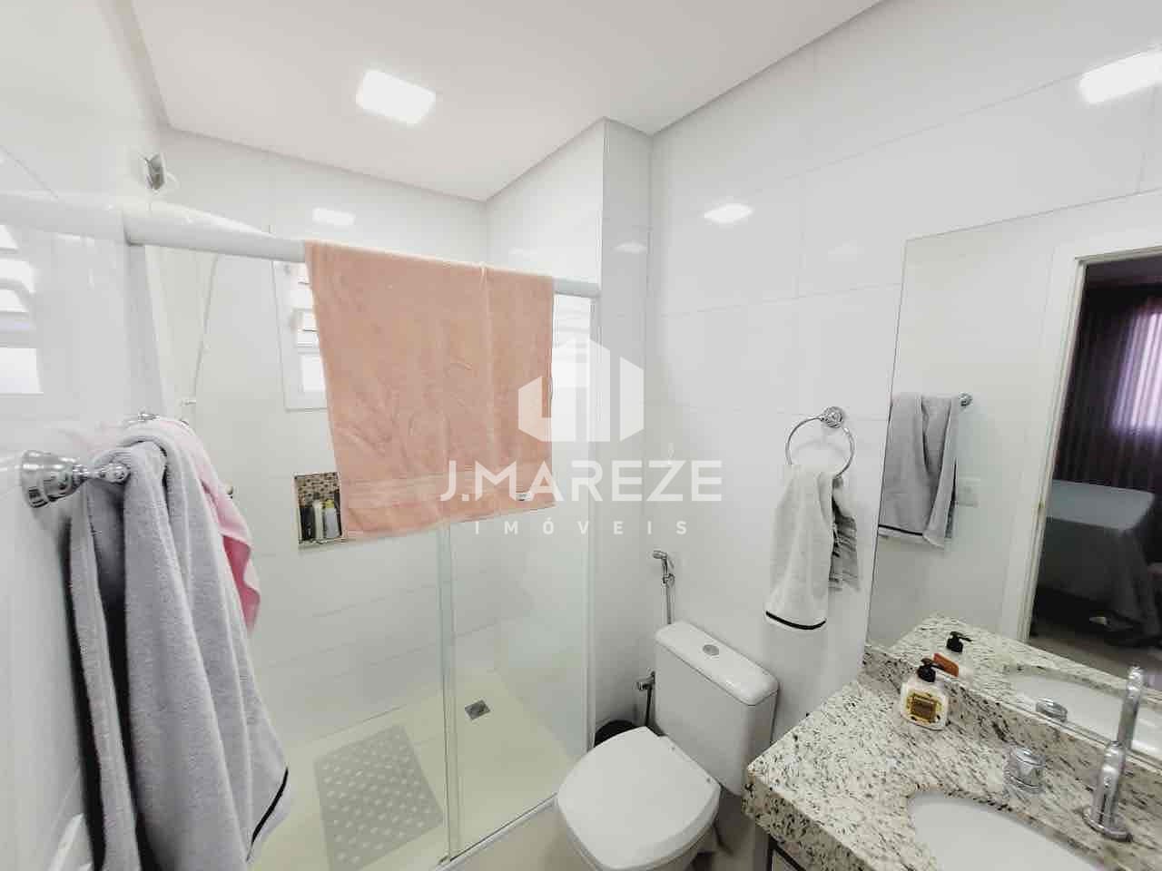 Apartamento à venda com 3 quartos, 203m² - Foto 8