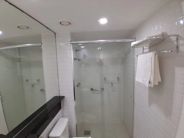 Apartamento 1 quarto e 1 banheiro, para alugar, no bairro Barra da Tijuca em Rio de Janeiro