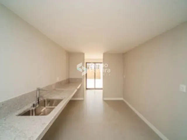 Apartamento com 328m² 3 quartos e 2 banheiros, à venda, no bairro Santa Helena em Juiz de Fora