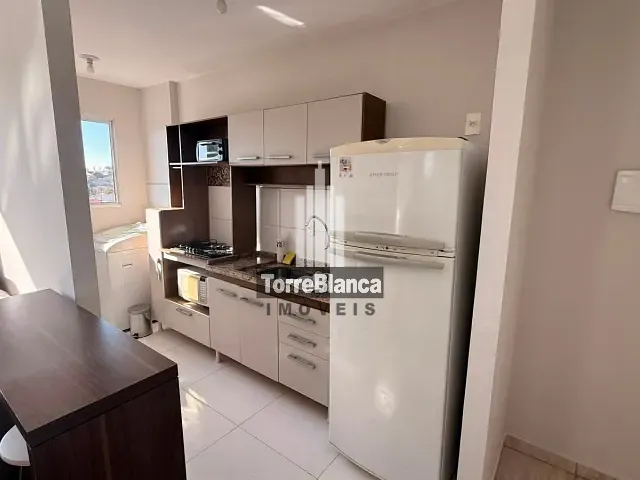 Apartamento com 50m² 2 quartos e 1 banheiro, para alugar, no bairro Uvaranas em Ponta Grossa