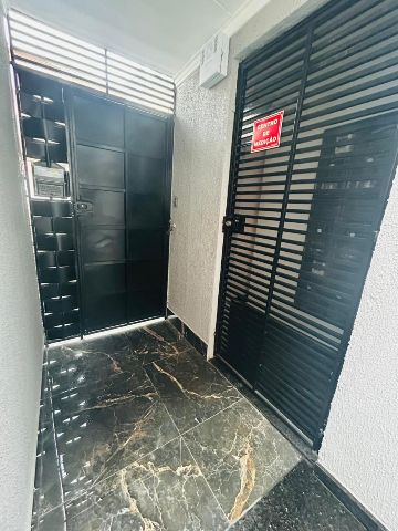 Apartamento 2 quartos e 1 banheiro, à venda, no bairro Vila Assunção em Santo André