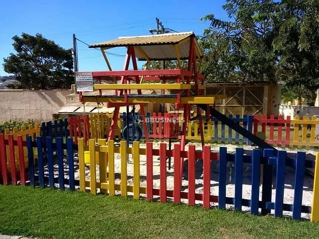 Apartamento 2 quartos e 1 banheiro, à venda, no bairro parque das flores em Casimiro de Abreu