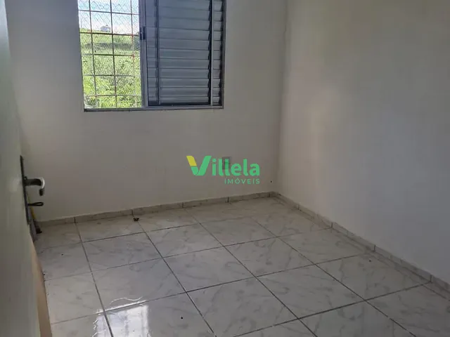 Apartamento 2 quartos e 1 banheiro, para alugar, no bairro Amanda Ciuby em Itaquaquecetuba