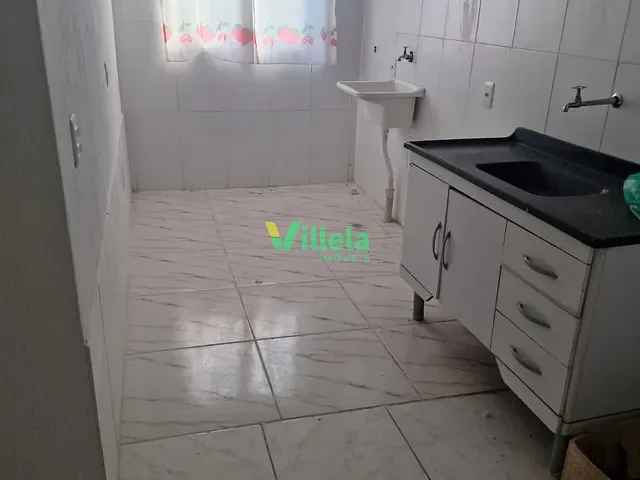 Apartamento 2 quartos e 1 banheiro, para alugar, no bairro Amanda Ciuby em Itaquaquecetuba