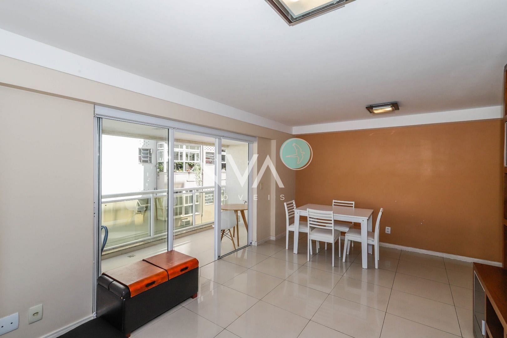 Apartamento para alugar com 3 quartos, 122m² - Foto 4