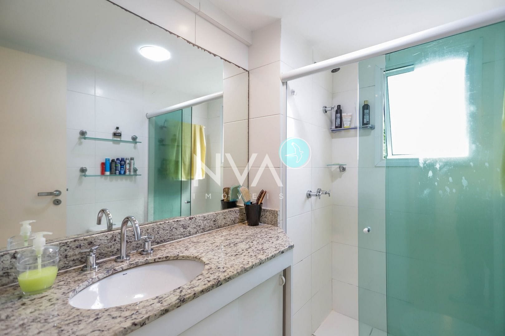 Apartamento para alugar com 3 quartos, 122m² - Foto 11