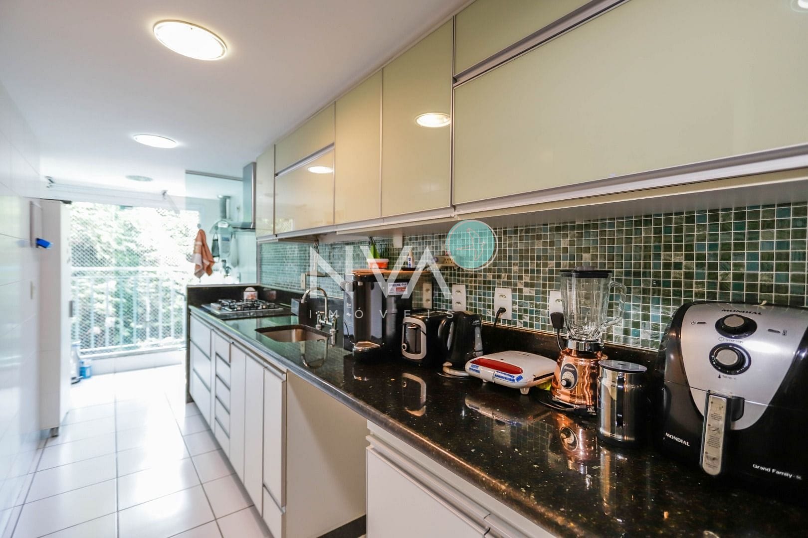 Apartamento para alugar com 3 quartos, 122m² - Foto 10