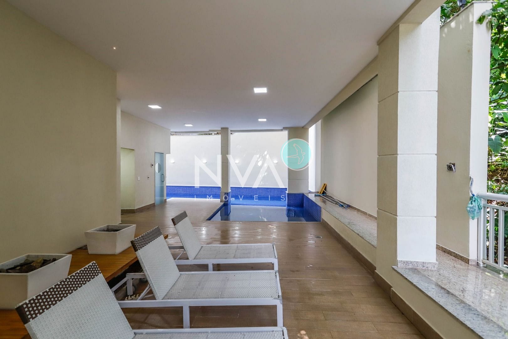Apartamento para alugar com 3 quartos, 122m² - Foto 18