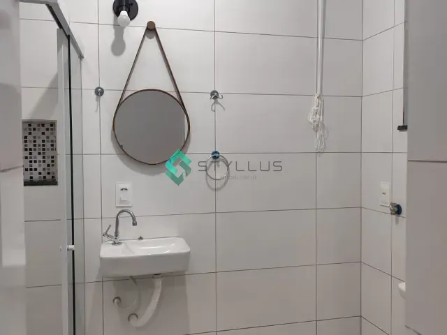 Apartamento 1 quarto e 1 banheiro, para alugar, no bairro Centro em Rio de Janeiro