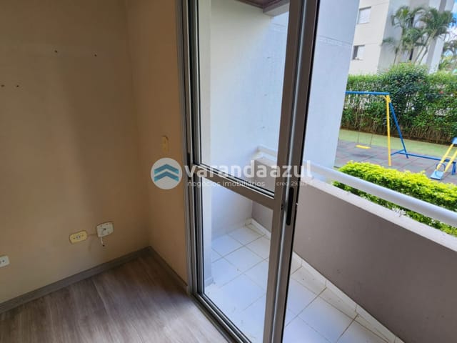 Apartamento 2 quartos e 1 banheiro, para alugar, no bairro Vila Mogilar em Mogi das Cruzes