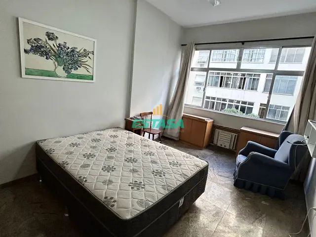 Apartamento 1 quarto e 1 banheiro, para alugar, no bairro Flamengo em Rio de Janeiro