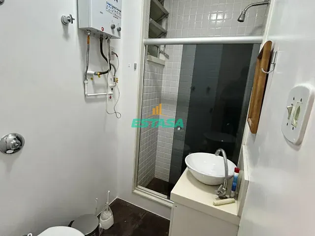 Apartamento 1 quarto e 1 banheiro, para alugar, no bairro Flamengo em Rio de Janeiro