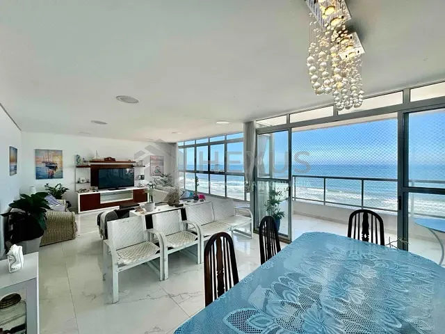 Apartamento 4 quartos e 5 banheiros, à venda, no bairro Pitangueiras em Guarujá