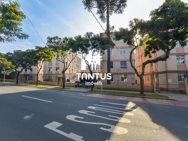Apartamento 2 quartos e 1 banheiro, à venda, no bairro Água Verde em Curitiba