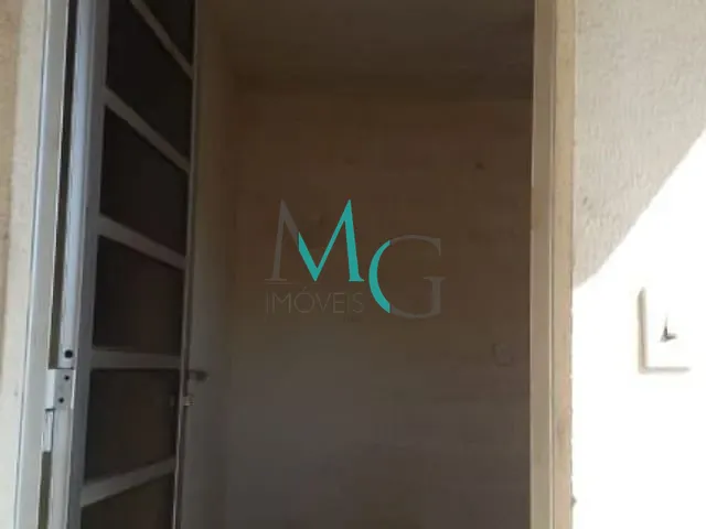 Apartamento 2 quartos e 1 banheiro, à venda ou para alugar, no bairro Senador Vasconcelos em Rio de Janeiro