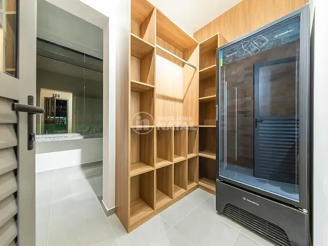 Apartamento com 91m² 3 quartos e 2 banheiros, à venda, no bairro Centro em Londrina