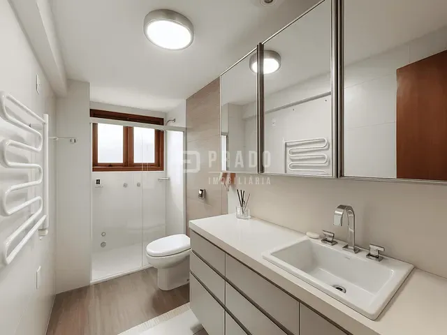Apartamento com 243m² 4 quartos e 4 banheiros, à venda, no bairro Centro em Pelotas