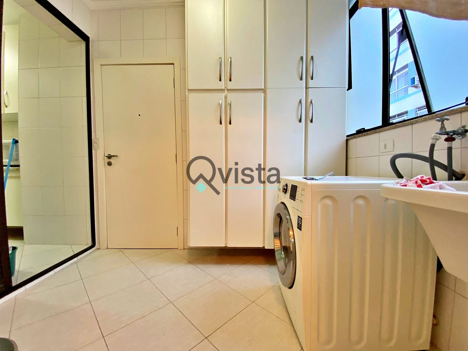Apartamento à venda com 2 quartos, 90m² - Foto 40