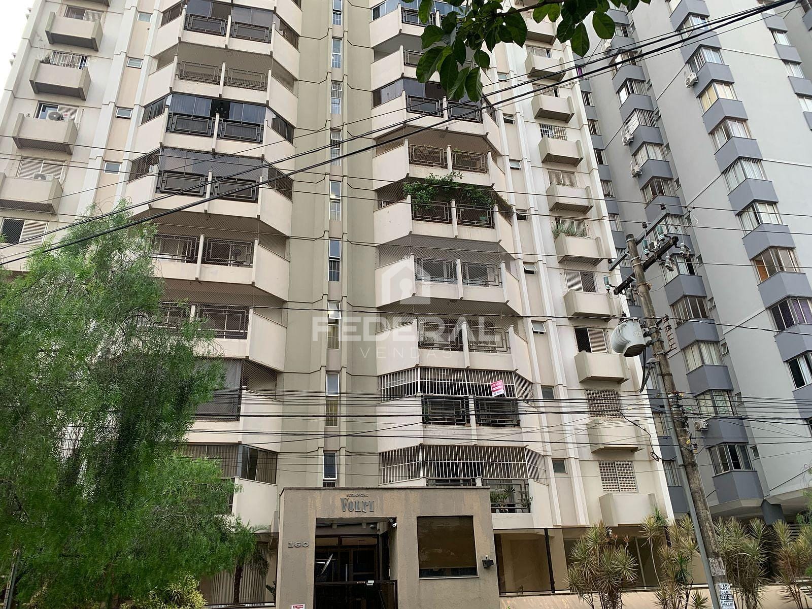Apartamento à venda com 3 quartos, 105m² - Foto 1