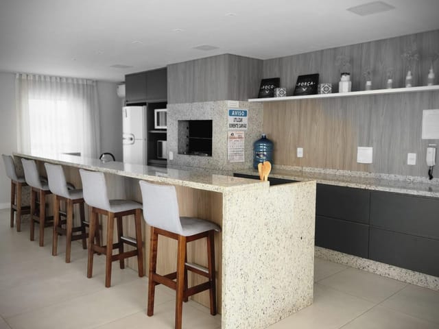 Apartamento 2 quartos e 2 banheiros, à venda, no bairro Cordeiros em Itajaí