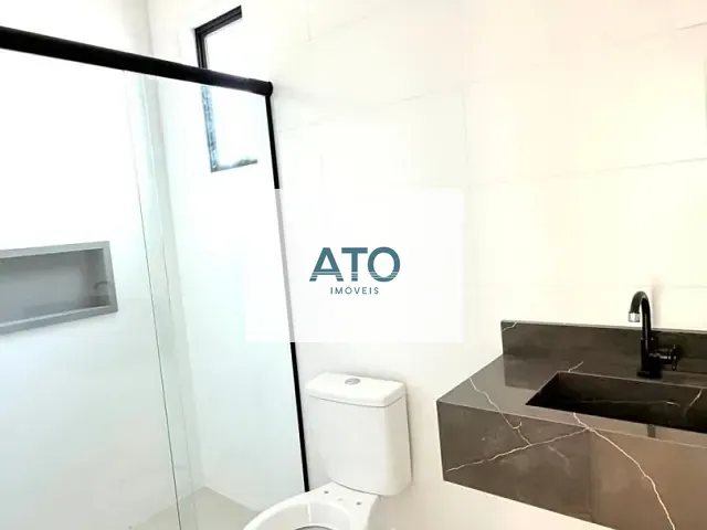 Apartamento 2 quartos e 2 banheiros, para alugar, no bairro Areias em Tijucas
