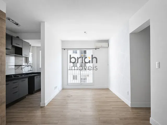 Apartamento 3 quartos e 2 banheiros, à venda, no bairro Pinheiro em São Leopoldo