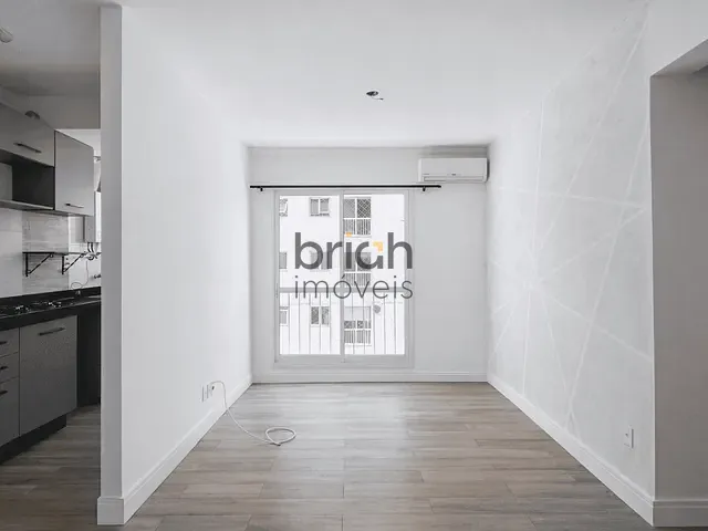 Apartamento 3 quartos e 2 banheiros, à venda, no bairro Pinheiro em São Leopoldo