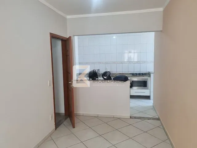 Apartamento 2 quartos e 1 banheiro, à venda, no bairro Vila Brizzola em Indaiatuba