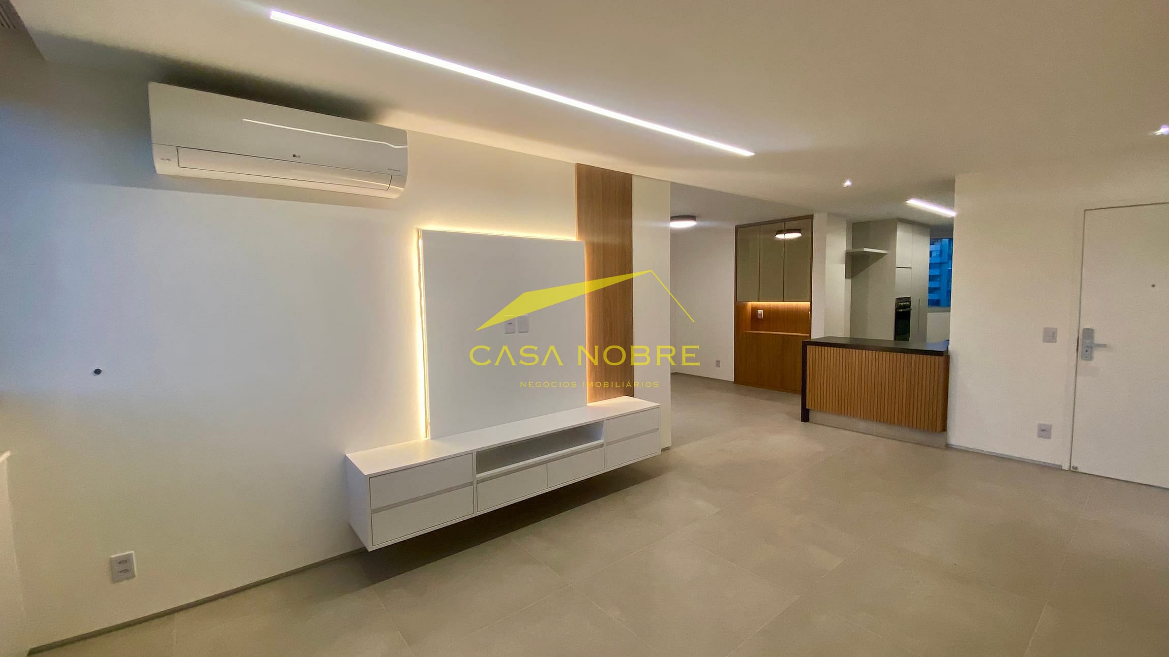 Apartamento para alugar com 3 quartos, 149m² - Foto 3