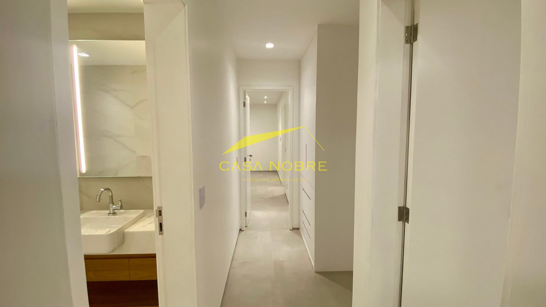 Apartamento para alugar com 3 quartos, 149m² - Foto 9