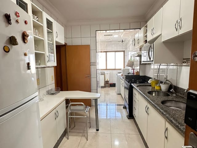 Apartamento com 210m² 3 quartos e 3 banheiros, à venda, no bairro Jardim das Américas em Cuiabá