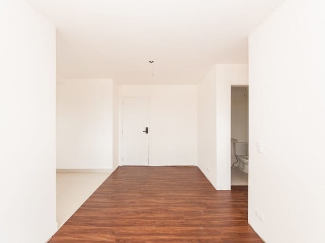Apartamento 2 quartos e 1 banheiro, para alugar, no bairro Ecoville em Curitiba