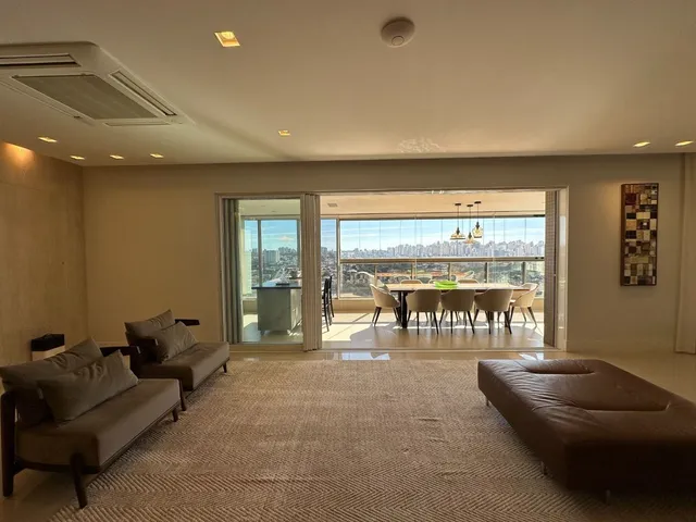 Apartamento com 10m² 3 quartos e 4 banheiros, à venda, no bairro Gleba Palhano em Londrina