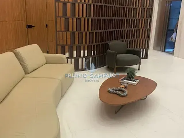 Apartamento com 145m² 4 quartos e 5 banheiros, à venda, no bairro Centro em Guarapari